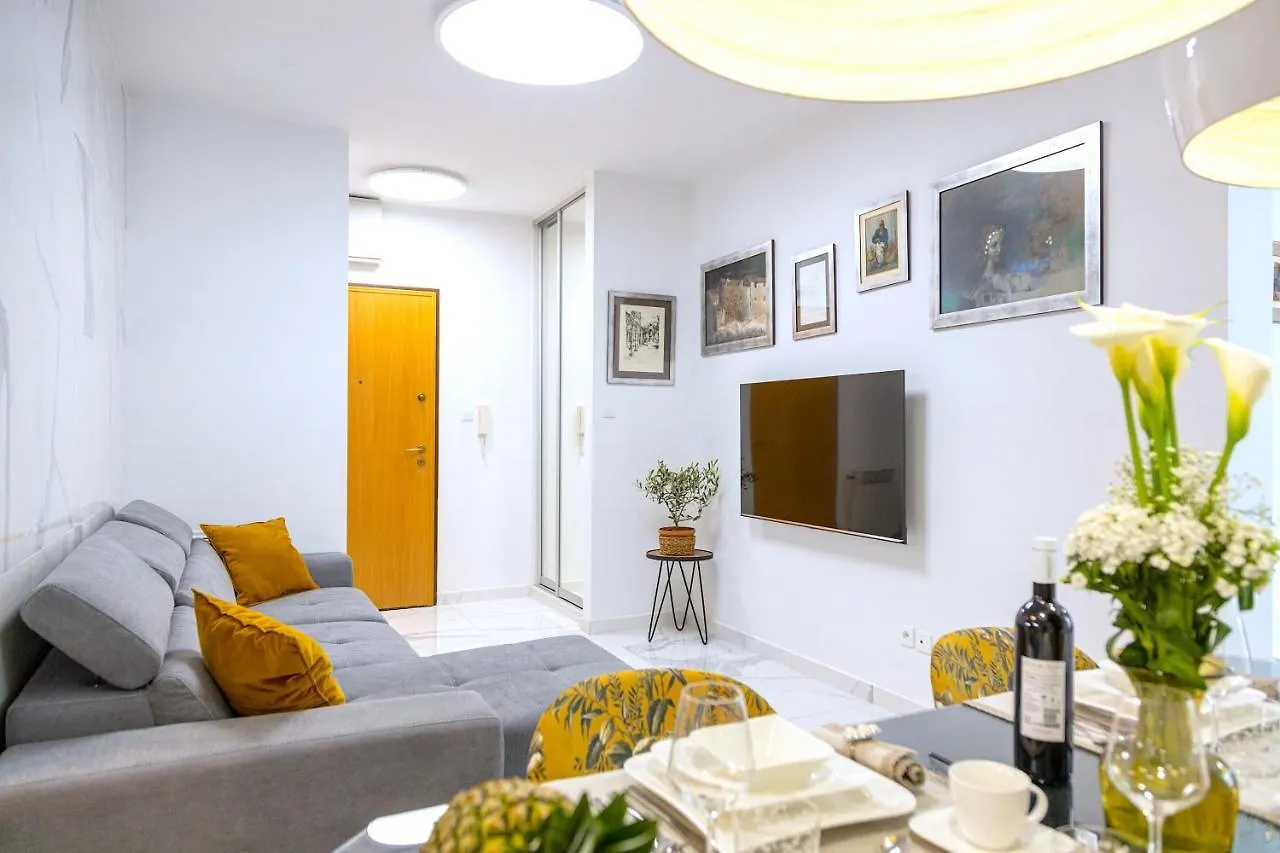 Lux Holiday Apartment Tony @ 10 Min Znjan Beach Split