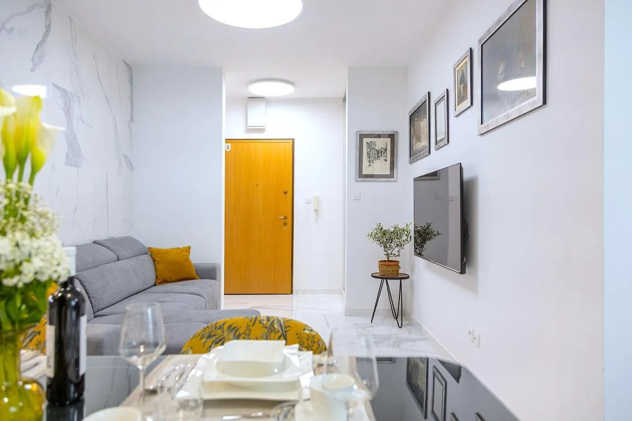 Lux Holiday Apartment Tony @ 10 Min Znjan Beach Split