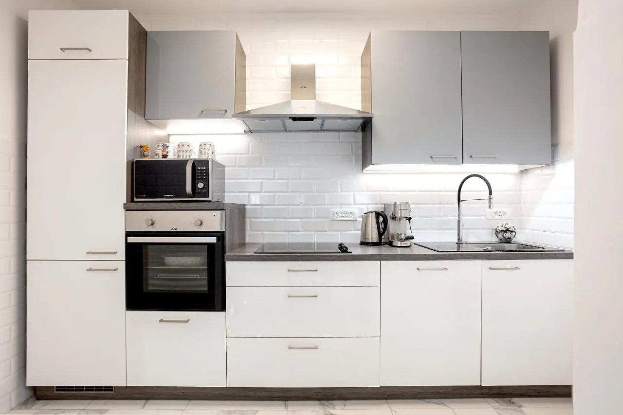 Lux Holiday Apartment Tony @ 10 Min Znjan Beach Split Croatia