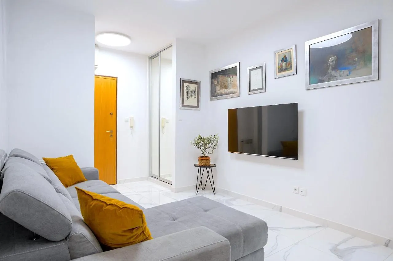 Lux Holiday Apartment Tony @ 10 Min Znjan Beach Split Croatia